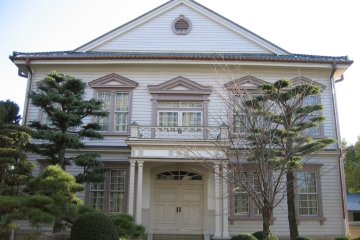 丸亀高校記念館