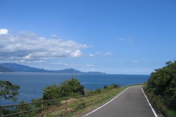 海沿いの道（大串半島）